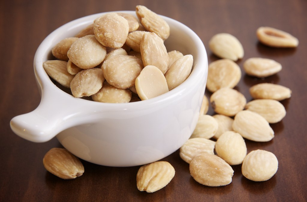 Marcona_Almonds_(6331879168)